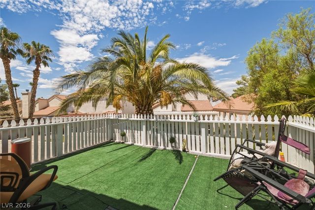 3305 Summerfield Lane, Las Vegas, NV 89117