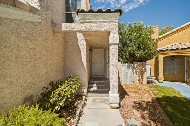 3305 Summerfield Lane, Las Vegas, NV 89117