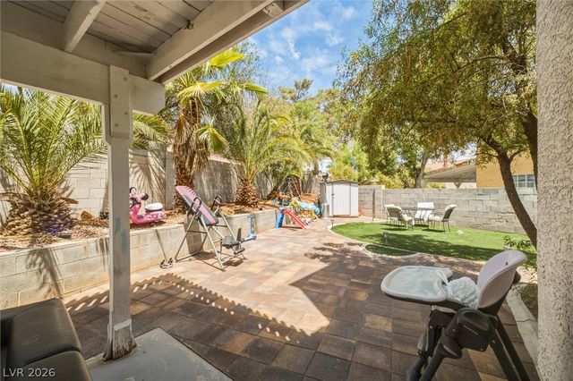 3305 Summerfield Lane, Las Vegas, NV 89117