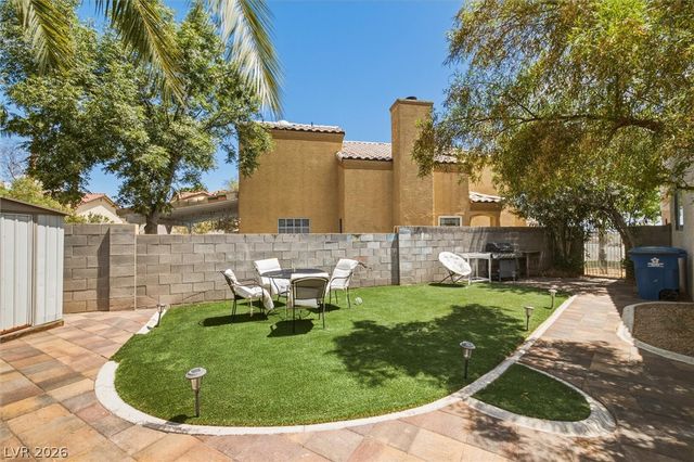 3305 Summerfield Lane, Las Vegas, NV 89117