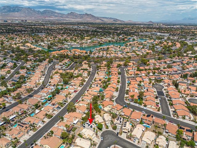 3305 Summerfield Lane, Las Vegas, NV 89117