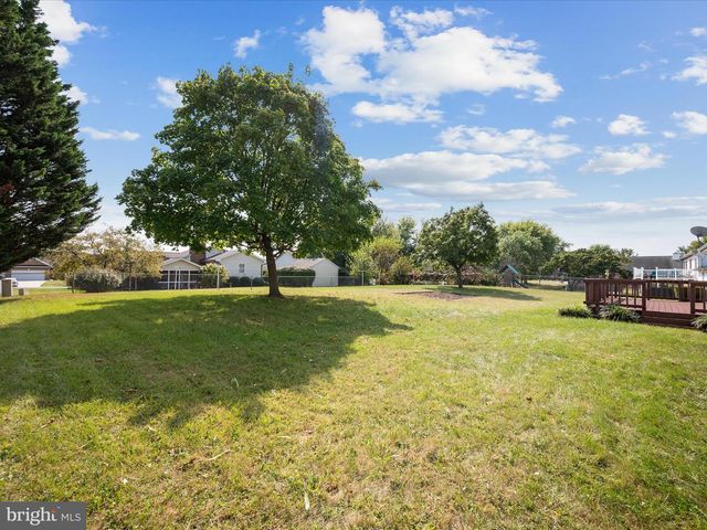 104 WAKELAND DR, Stephens City, VA 22655