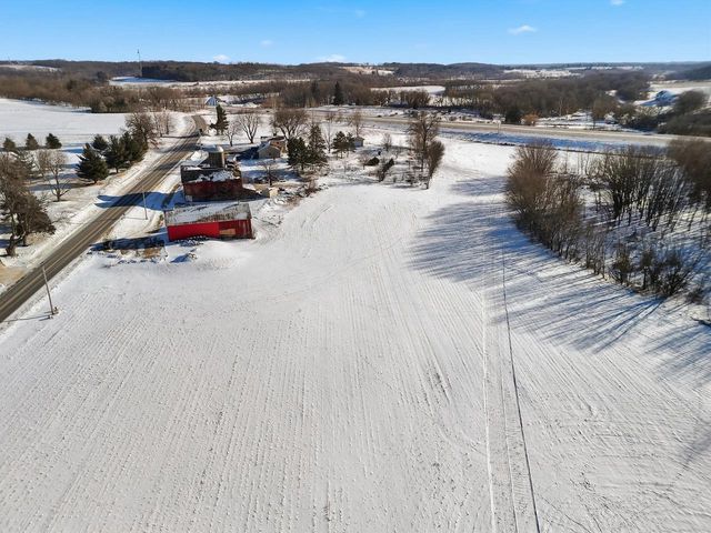 L1 Femrite Drive, Cottage Grove, WI 53527