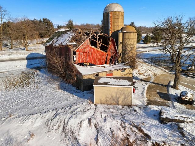 L1 Femrite Drive, Cottage Grove, WI 53527