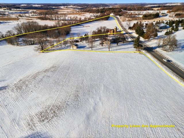 L1 Femrite Drive, Cottage Grove, WI 53527