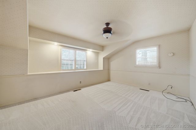 2912 E 38th Street S, Tulsa, OK 74105