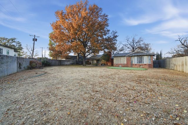 2912 E 38th Street S, Tulsa, OK 74105