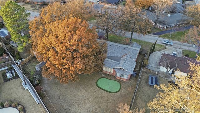 2912 E 38th Street S, Tulsa, OK 74105