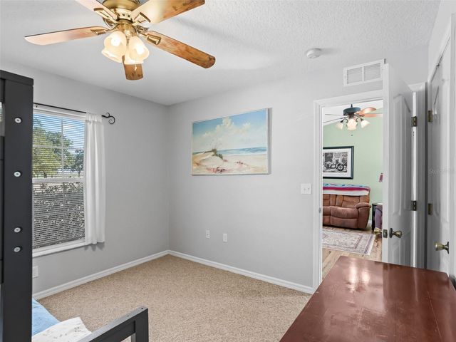 11330 E LEVY STREET, Williston, FL 32696