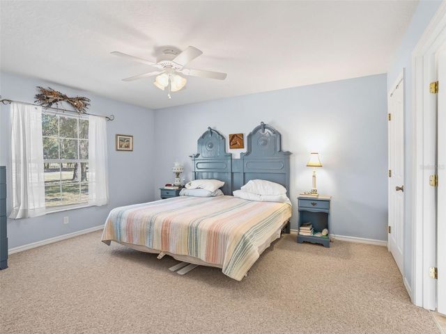 11330 E LEVY STREET, Williston, FL 32696