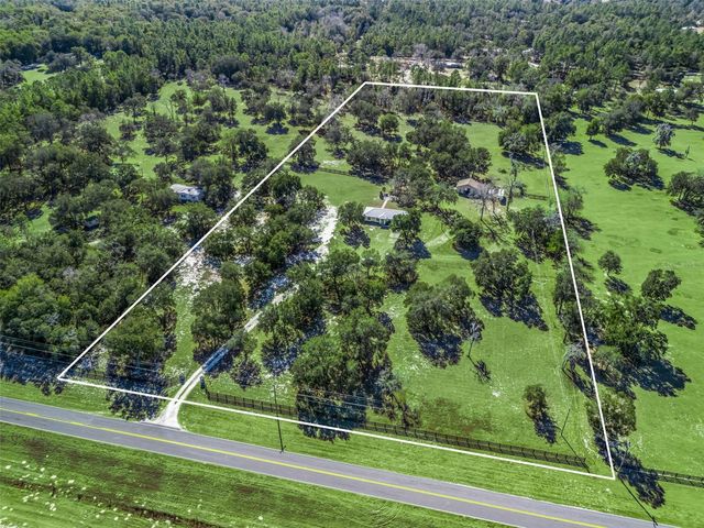 11330 E LEVY STREET, Williston, FL 32696