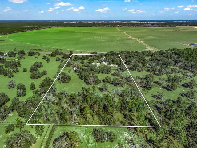 11330 E LEVY STREET, Williston, FL 32696