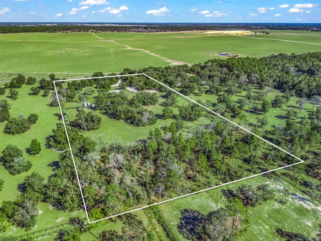 11330 E LEVY STREET, Williston, FL 32696