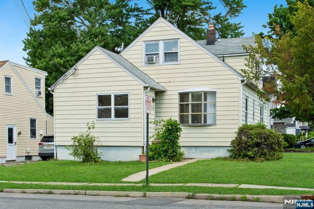 8-15 Berdan Avenue, Fair Lawn, NJ 07410