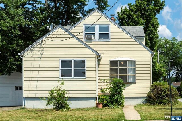 8-15 Berdan Avenue, Fair Lawn, NJ 07410
