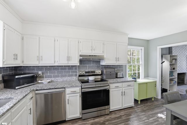 4 Woodbend Court, Mauldin, SC 29662