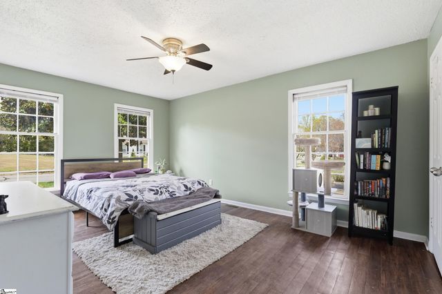 4 Woodbend Court, Mauldin, SC 29662