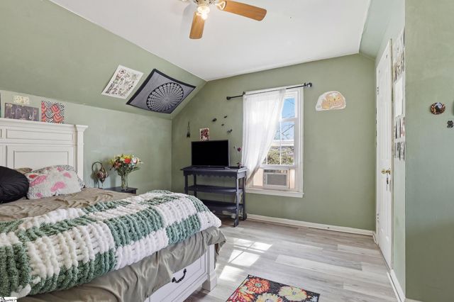 4 Woodbend Court, Mauldin, SC 29662