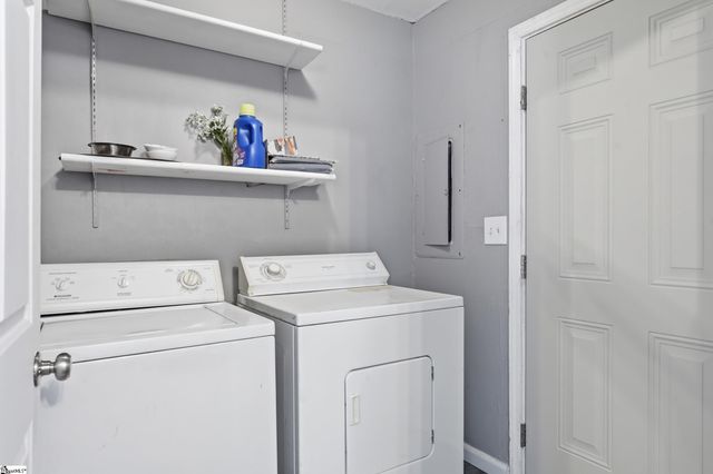 4 Woodbend Court, Mauldin, SC 29662