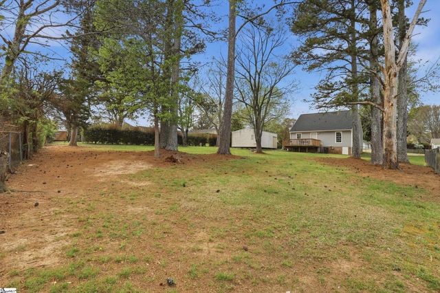 4 Woodbend Court, Mauldin, SC 29662