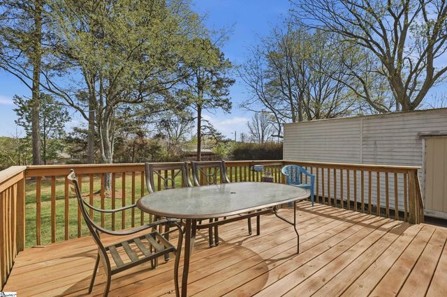 4 Woodbend Court, Mauldin, SC 29662