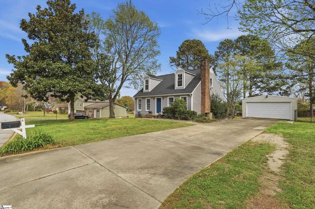 4 Woodbend Court, Mauldin, SC 29662
