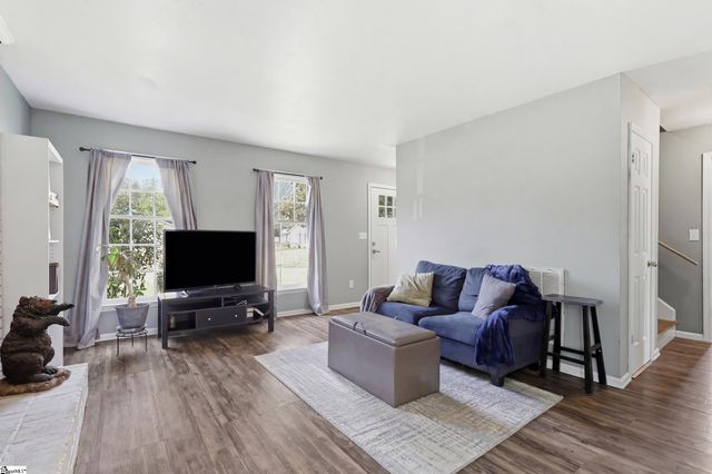 4 Woodbend Court, Mauldin, SC 29662