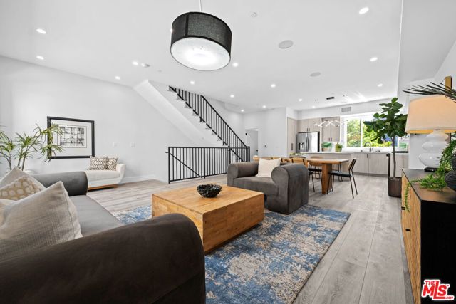 1957 Preuss Road, Los Angeles, CA 90034