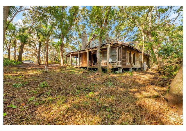 12805 FOREST HILLS DRIVE, Tampa, FL 33612