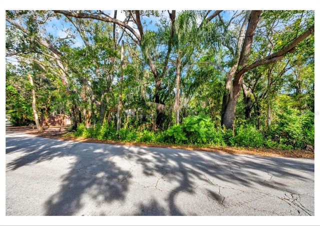 12805 FOREST HILLS DRIVE, Tampa, FL 33612