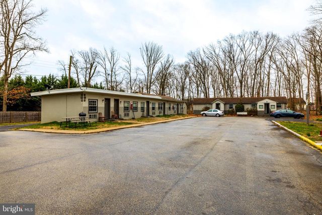 899 CORKERY LN, Williamstown, NJ 08094