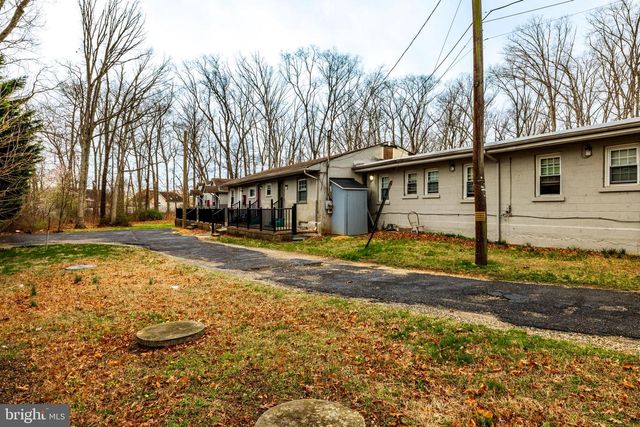 899 CORKERY LN, Williamstown, NJ 08094