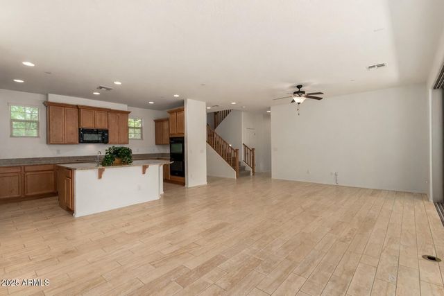 4754 E TIERRA BUENA Lane, Phoenix, AZ 85032