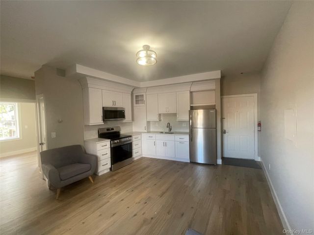 1106 MAIN Street 1, Fishkill, NY 12524