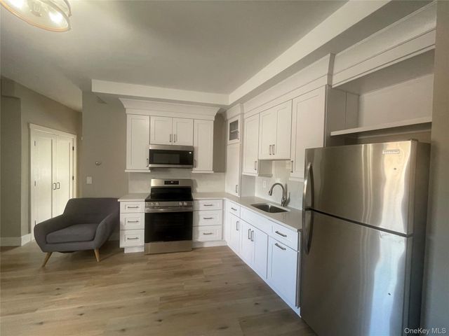 1106 MAIN Street 1, Fishkill, NY 12524