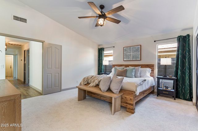 4624 E JAEGER Road, Phoenix, AZ 85050