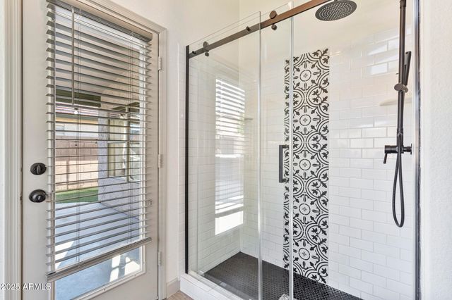 4624 E JAEGER Road, Phoenix, AZ 85050