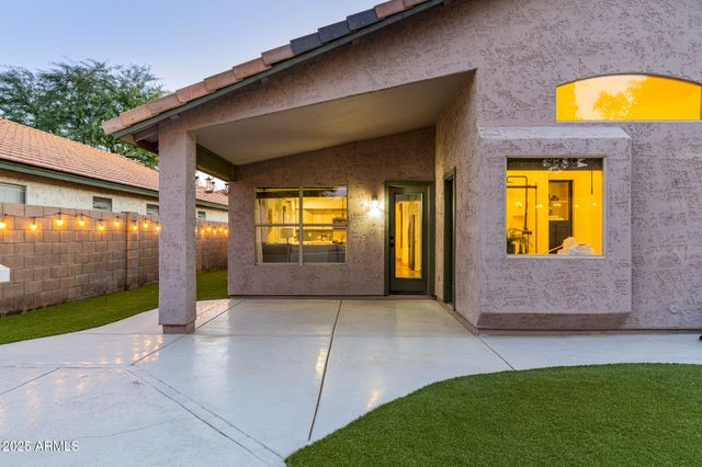 4624 E JAEGER Road, Phoenix, AZ 85050