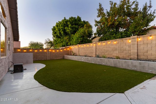 4624 E JAEGER Road, Phoenix, AZ 85050