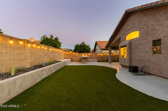 4624 E JAEGER Road, Phoenix, AZ 85050