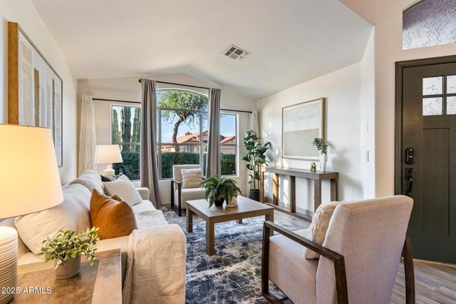 4624 E JAEGER Road, Phoenix, AZ 85050