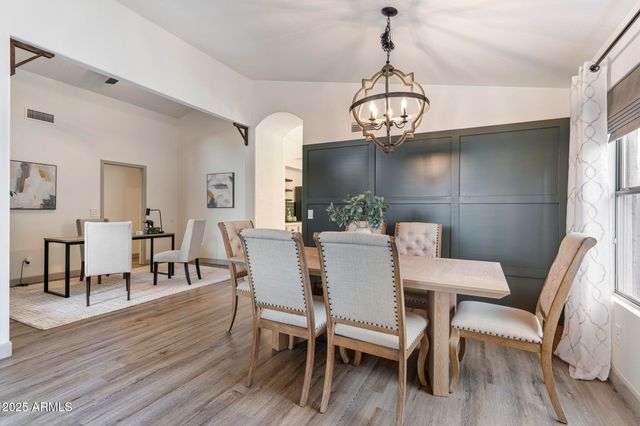 4624 E JAEGER Road, Phoenix, AZ 85050