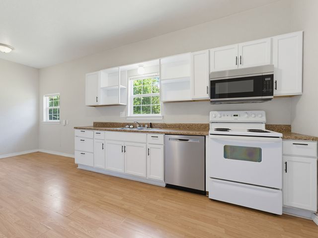 180 Trail Drive, Bowie, TX 76230