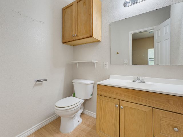 180 Trail Drive, Bowie, TX 76230