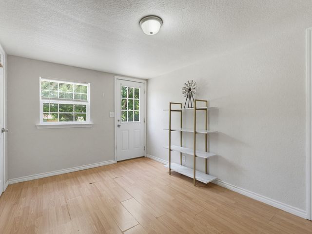 180 Trail Drive, Bowie, TX 76230