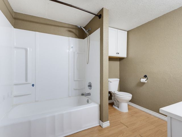 180 Trail Drive, Bowie, TX 76230