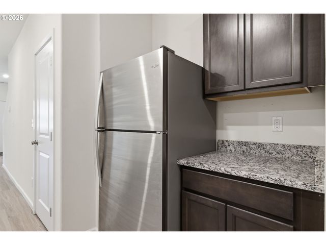17 Ne 134TH Pl, Portland, OR 97230