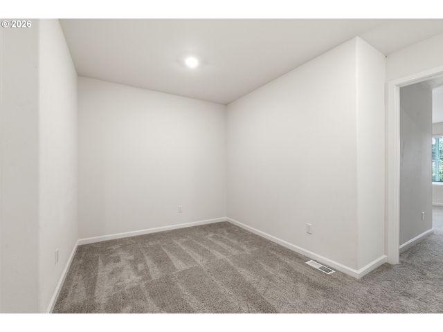 17 Ne 134TH Pl, Portland, OR 97230