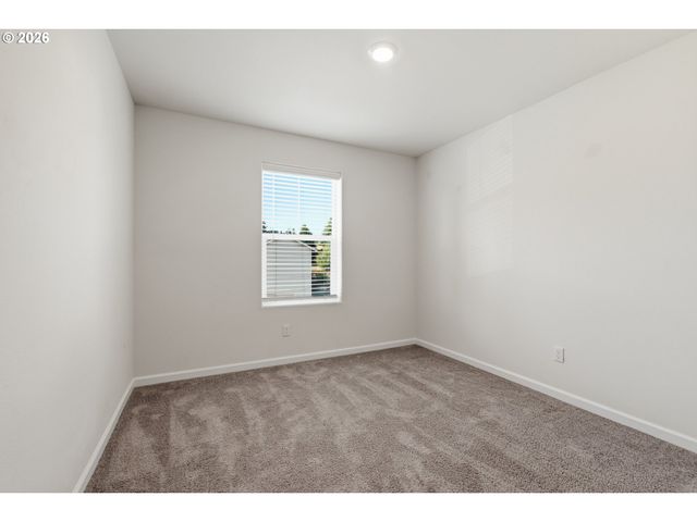 17 Ne 134TH Pl, Portland, OR 97230