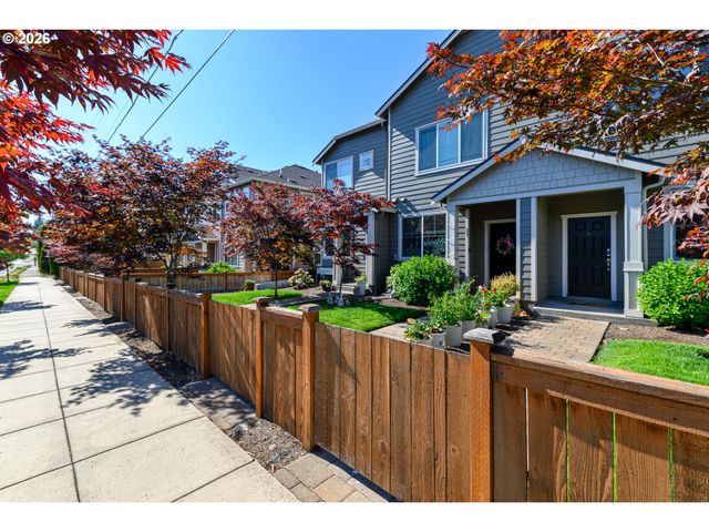 17 Ne 134TH Pl, Portland, OR 97230